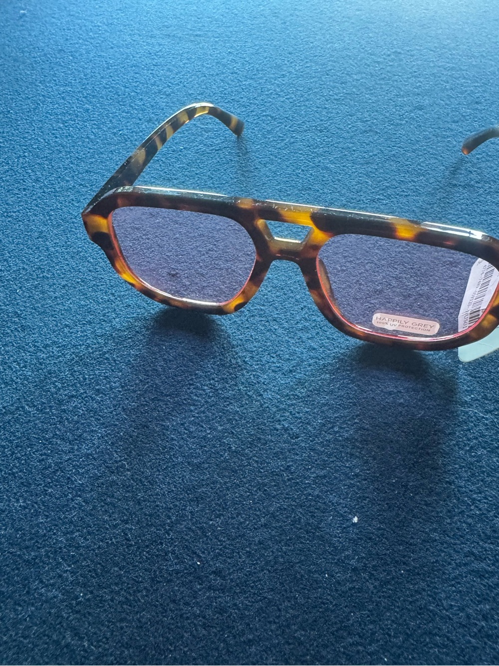 Tortoiseshell Rectangle Sunglasses w/ Keyhole Bridge/soft pink lens HAPPILY GREY